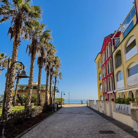 Fronte Mare - Incantevole Trilocale A شقة بورتو ريكاناتي