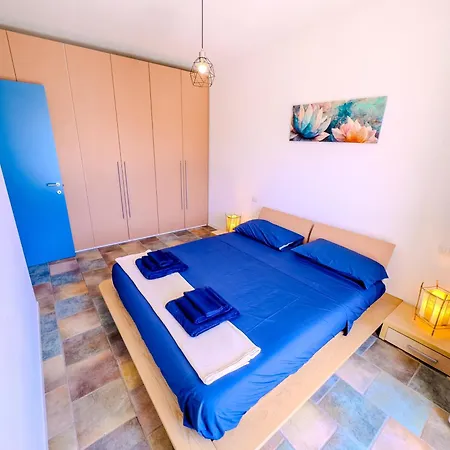Fronte Mare - Incantevole Trilocale A Appartement *